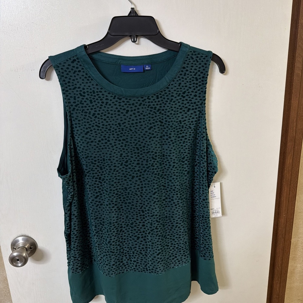 Apt 9 Women's NWT Green Sleeveless Top size X-Large XL